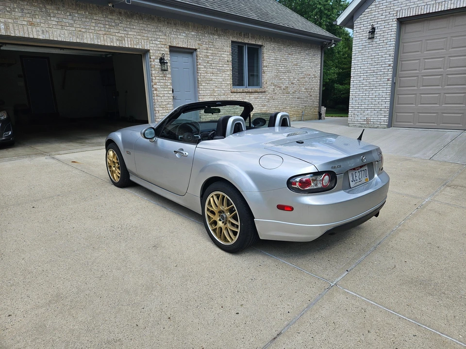 2008 Mazda NC MX-5 Miata - Image 9 of 31