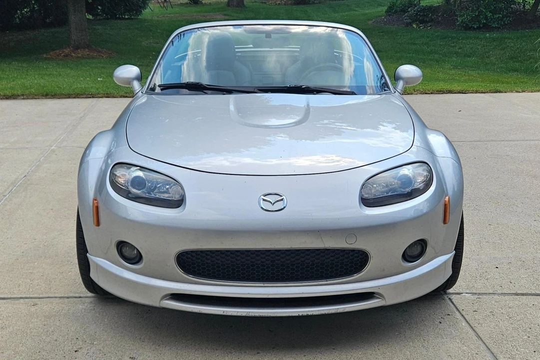2008 Mazda NC MX-5 Miata - Image 2 of 31