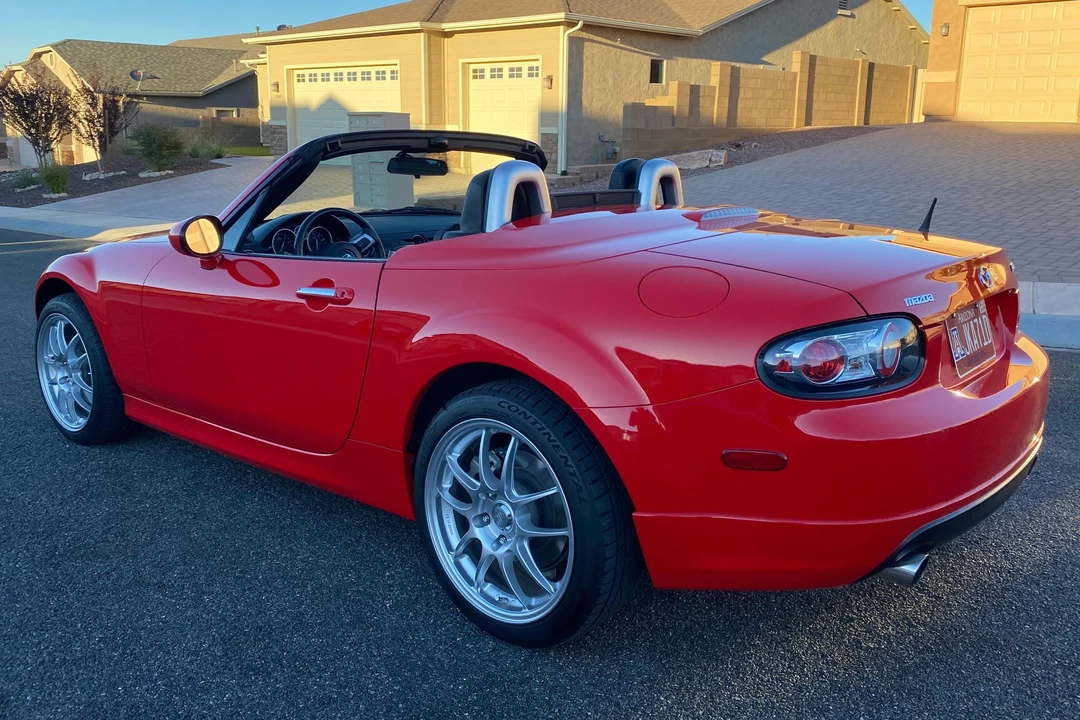 2008 Mazda NC MX-5 Miata - Image 4 of 31