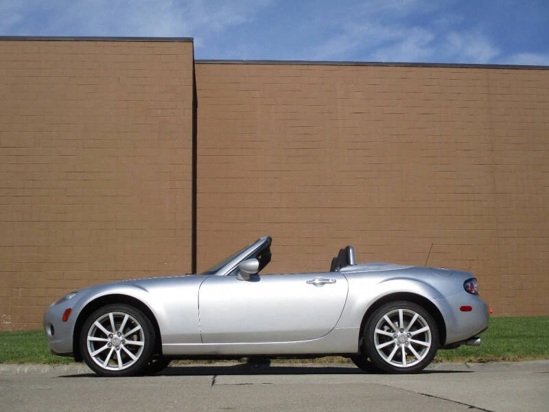 2008 Mazda NC MX-5 Miata - Image 5 of 31