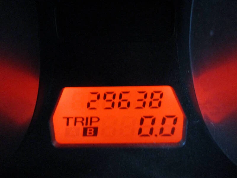 2008 Mazda NC MX-5 Miata - Image 2 of 31