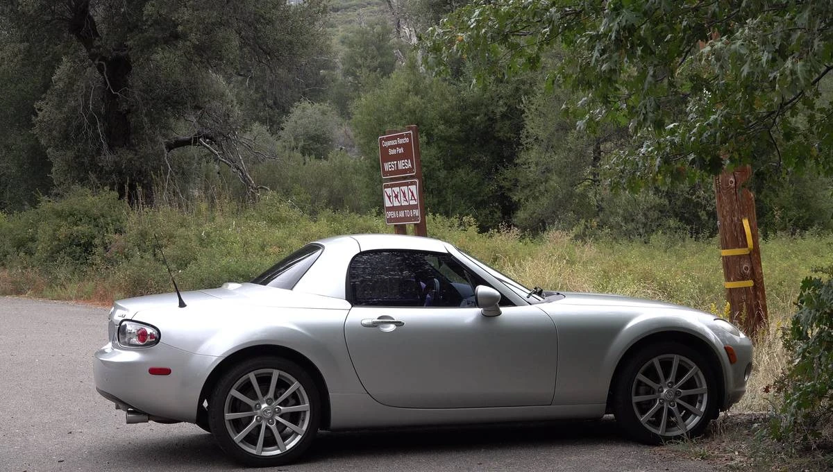 2008 Mazda NC MX-5 Miata - Image 3 of 14