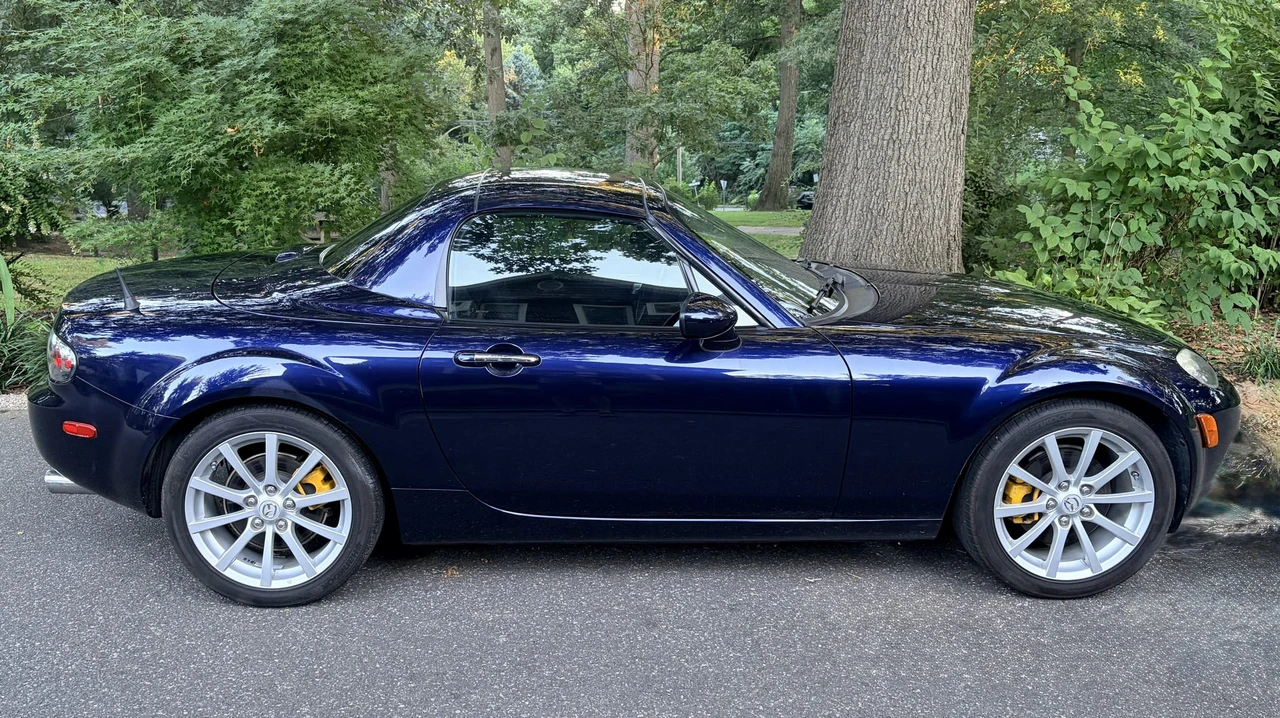 2008 Mazda NC MX-5 Miata - Image 10 of 31