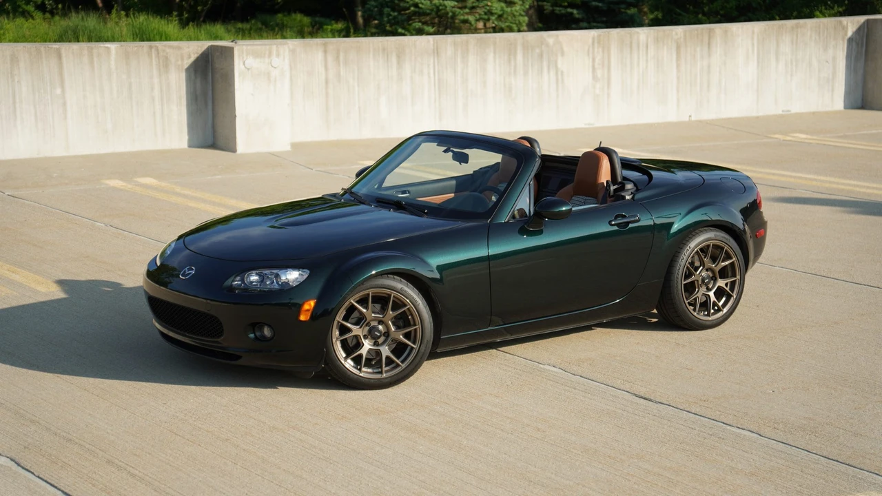 2008 Mazda NC MX-5 Miata - Image 7 of 31