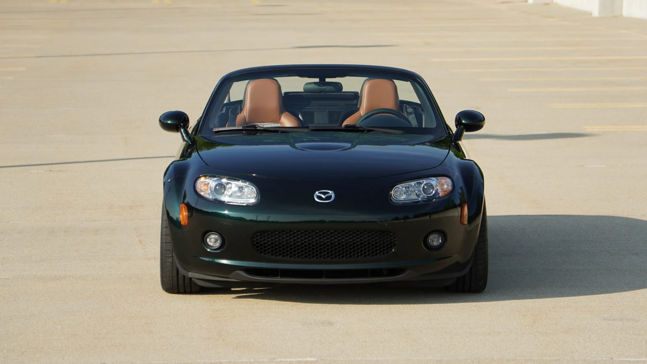 2008 Mazda NC MX-5 Miata - Image 3 of 31