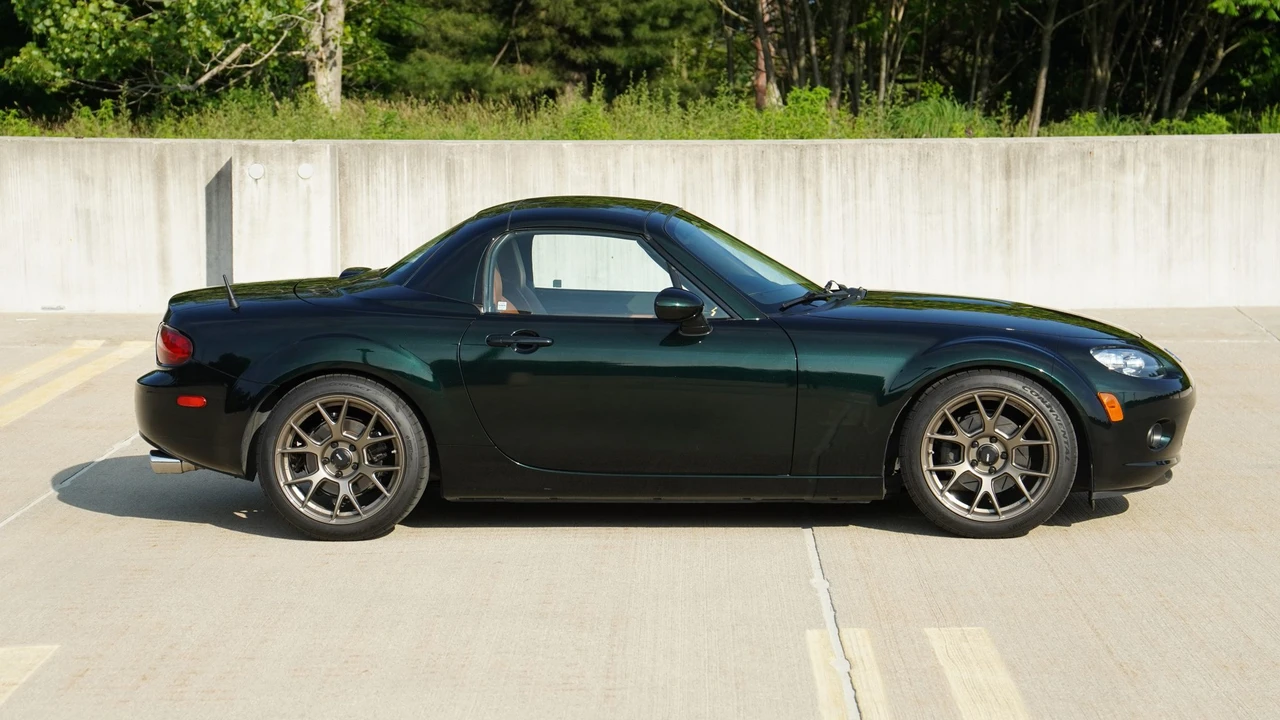 2008 Mazda NC MX-5 Miata - Image 16 of 31