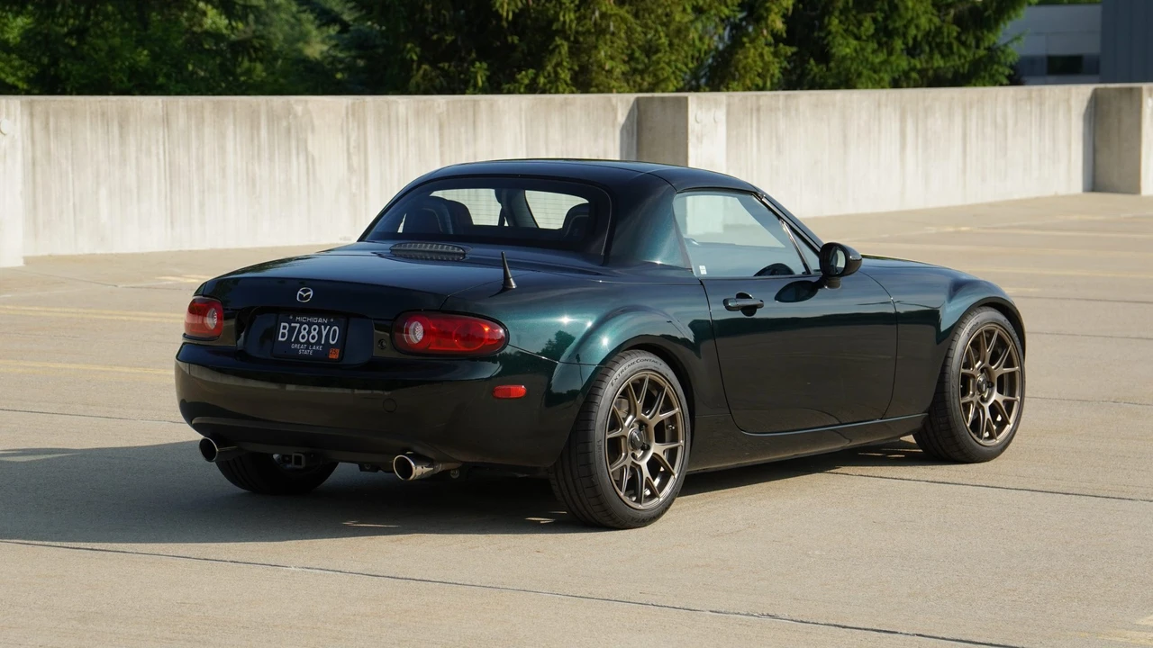 2008 Mazda NC MX-5 Miata - Image 13 of 31