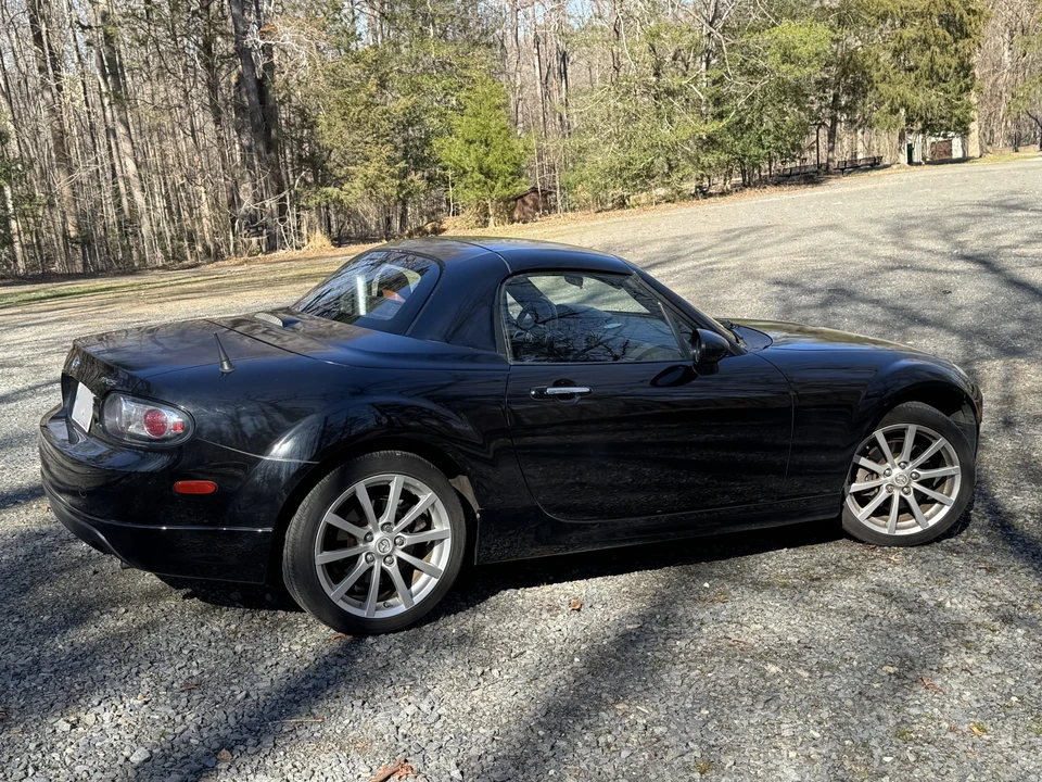 2008 Mazda NC MX-5 Miata - Image 25 of 31