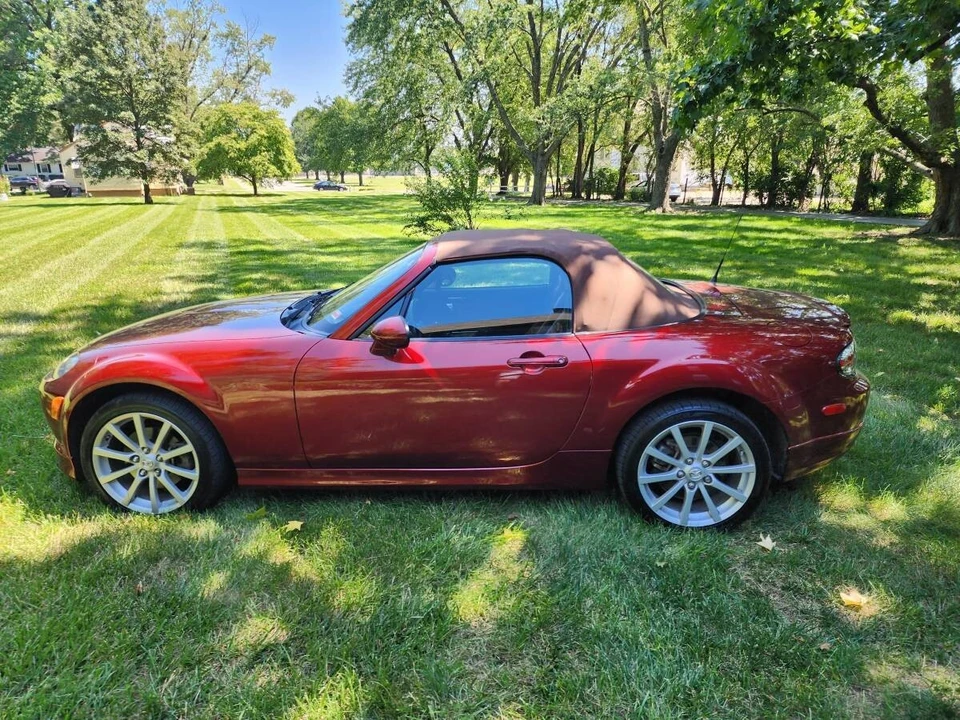 2008 Mazda NC MX-5 Miata - Image 3 of 16