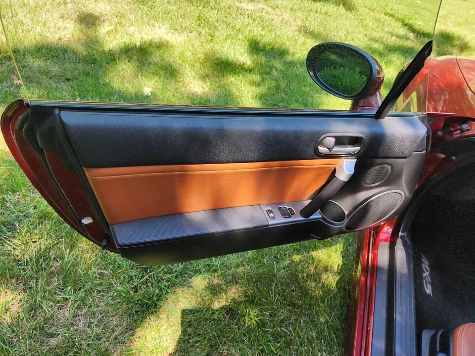 2008 Mazda NC MX-5 Miata - Image 11 of 16