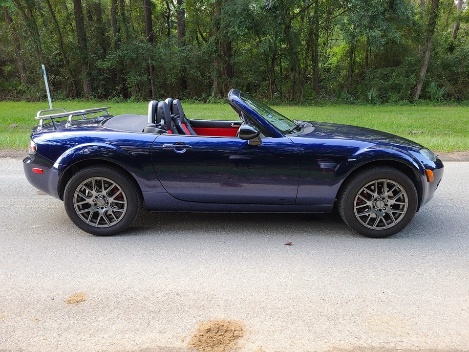 2008 Mazda NC MX-5 Miata - Image 9 of 31