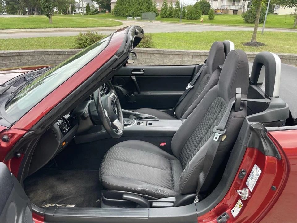 2008 Mazda NC MX-5 Miata - Image 19 of 31