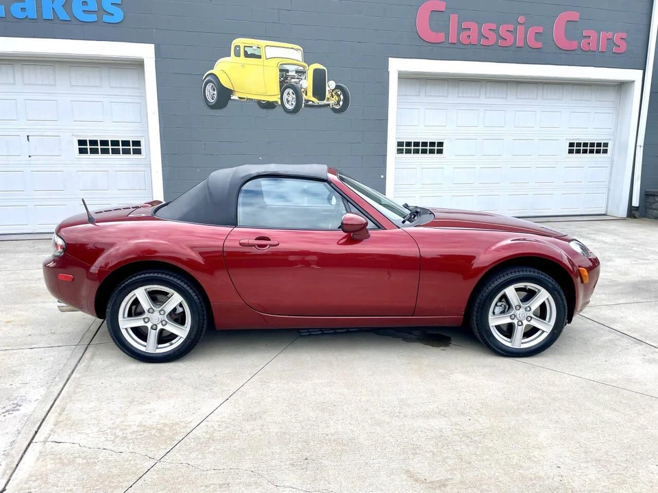 2008 Mazda NC MX-5 Miata - Image 13 of 31