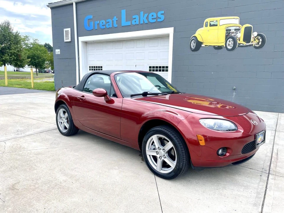 2008 Mazda NC MX-5 Miata - Image 14 of 31