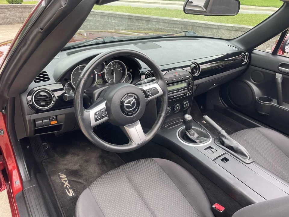 2008 Mazda NC MX-5 Miata - Image 21 of 31