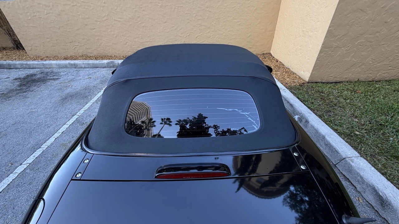 2008 Mazda NC MX-5 Miata - Image 11 of 21