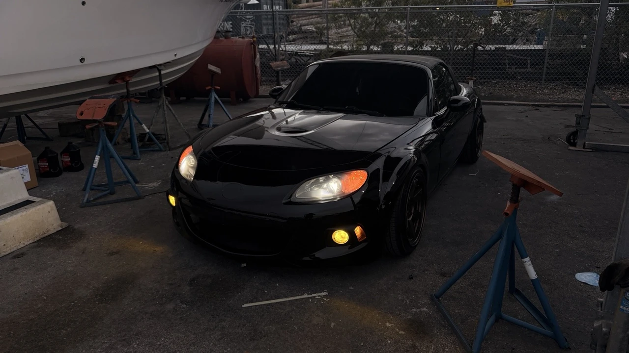 2008 Mazda NC MX-5 Miata - Image 16 of 21