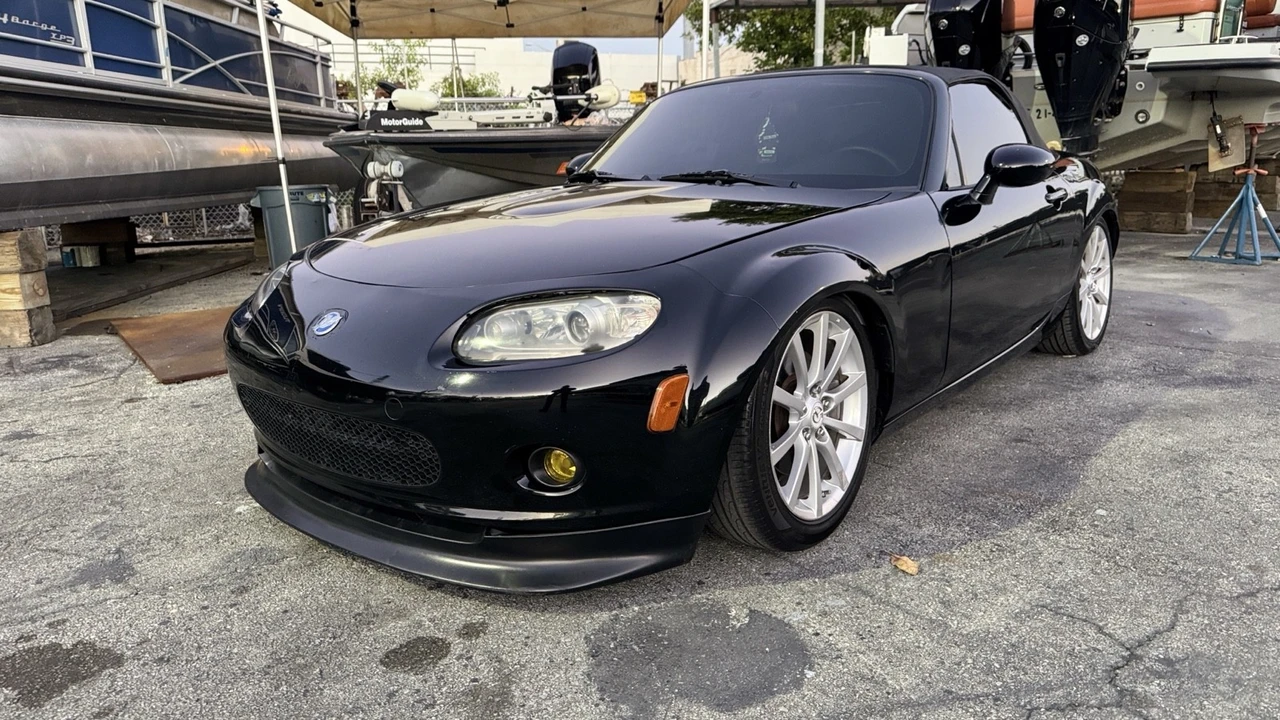 2008 Mazda NC MX-5 Miata - Image 4 of 21