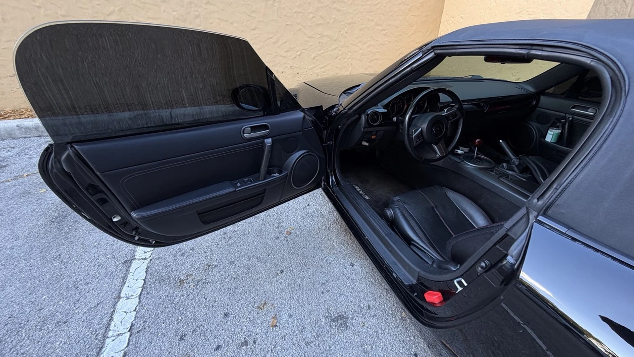 2008 Mazda NC MX-5 Miata - Image 20 of 21