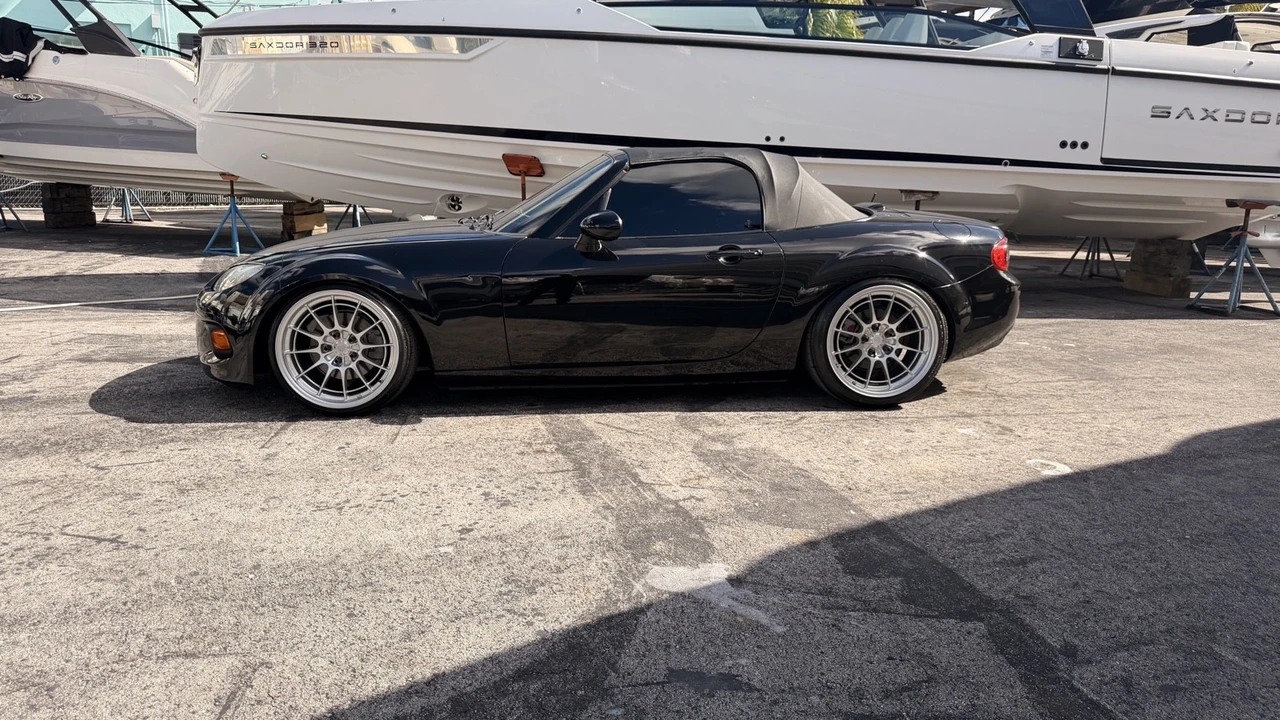 2008 Mazda NC MX-5 Miata - Image 6 of 21