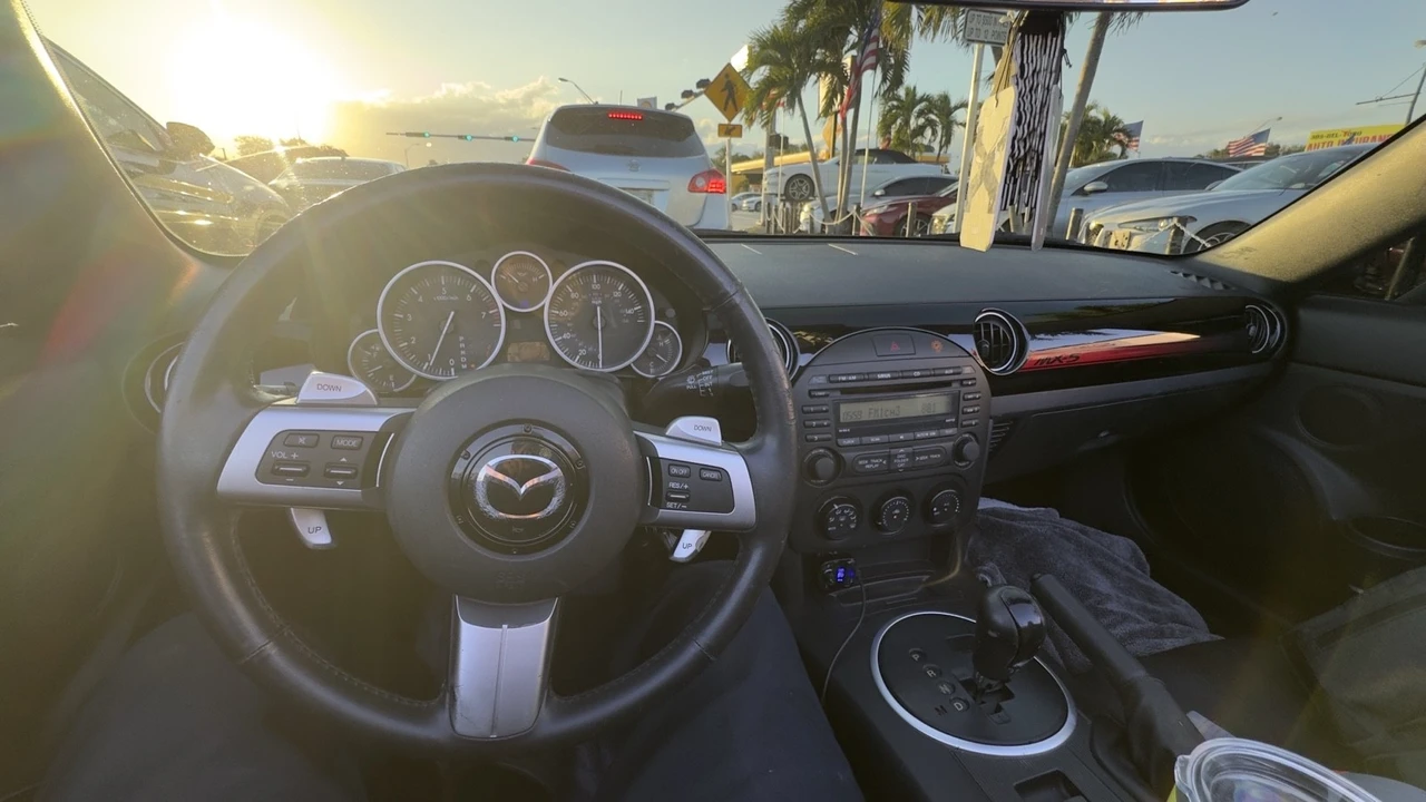 2008 Mazda NC MX-5 Miata - Image 16 of 21