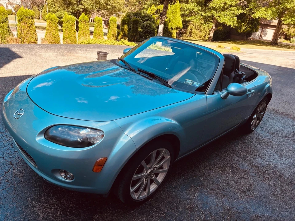 2008 Mazda NC MX-5 Miata - Image 2 of 18