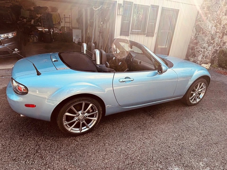2008 Mazda NC MX-5 Miata - Image 4 of 18