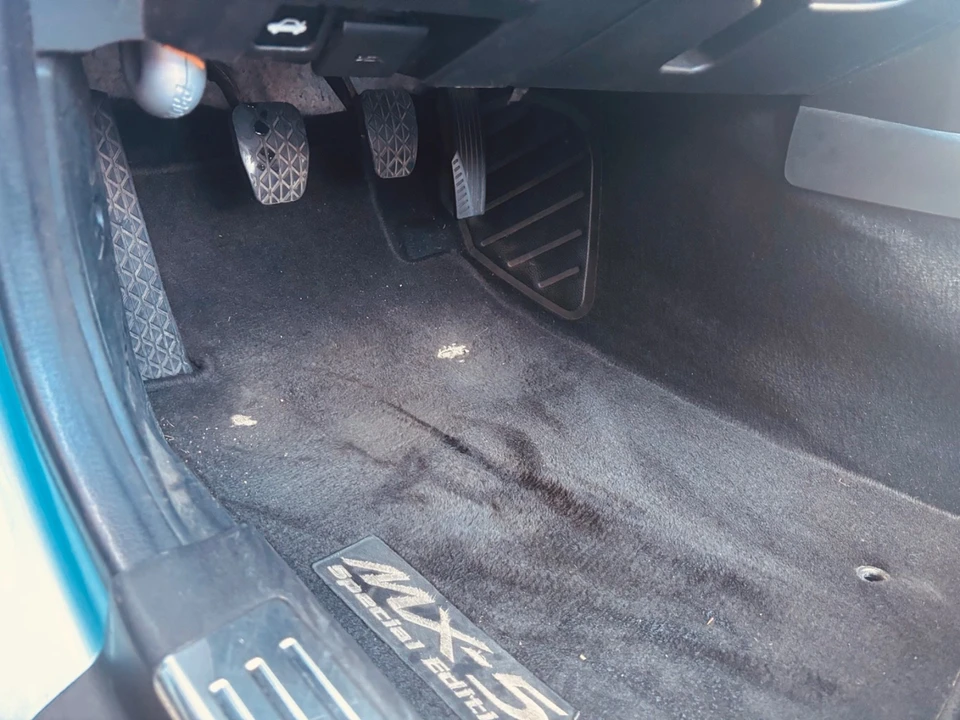 2008 Mazda NC MX-5 Miata - Image 11 of 18