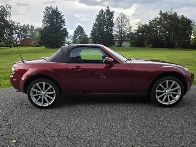 2008 Mazda NC MX-5 Miata - Image 5 of 16