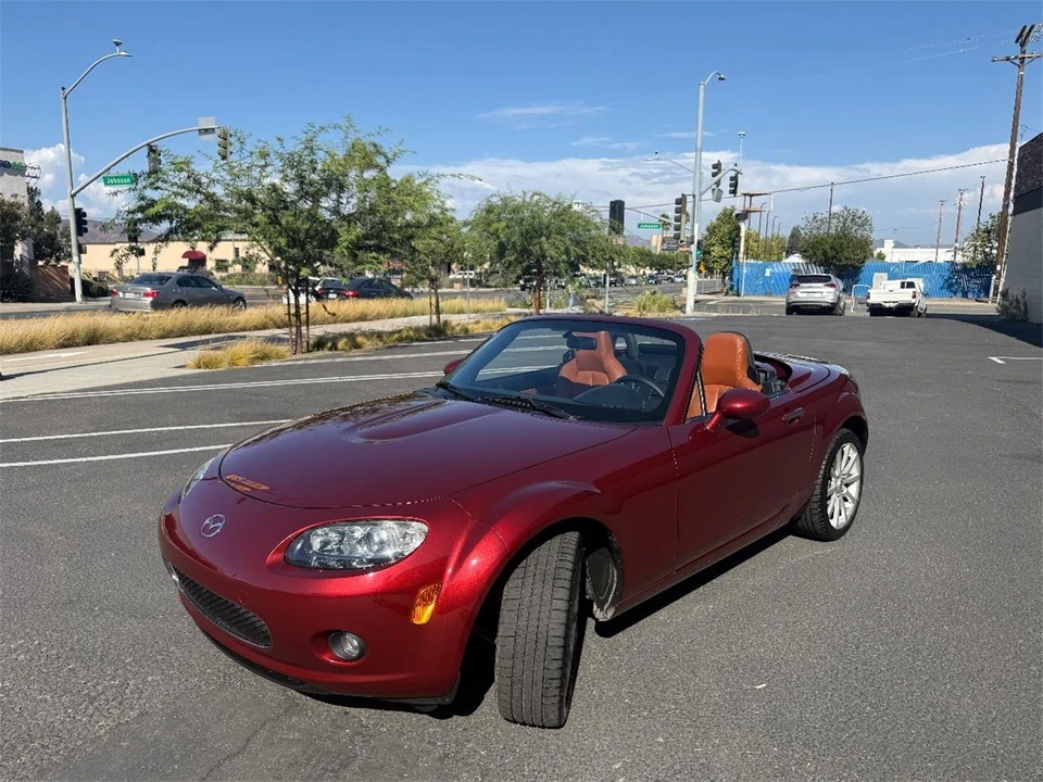 2008 Mazda NC MX-5 Miata - Image 4 of 21