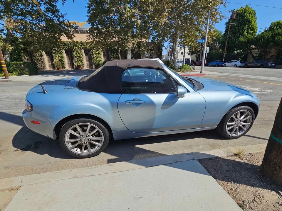 2008 Mazda NC MX-5 Miata - Image 5 of 10