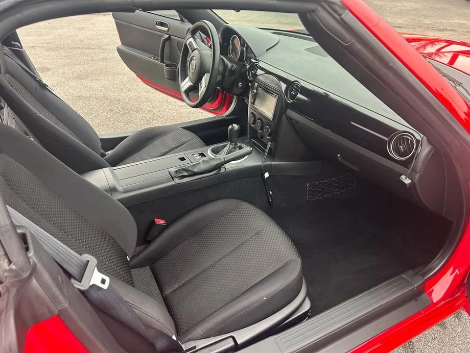 2008 Mazda NC MX-5 Miata - Image 10 of 12