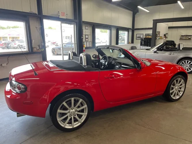 2008 Mazda NC MX-5 Miata - Image 7 of 19