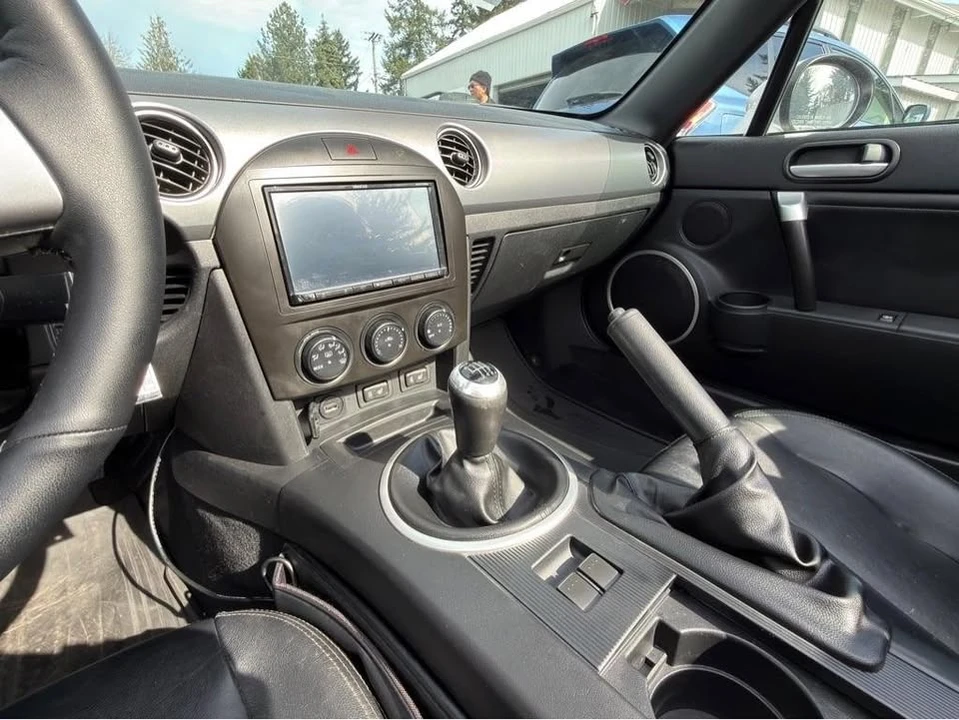2008 Mazda NC MX-5 Miata - Image 17 of 20