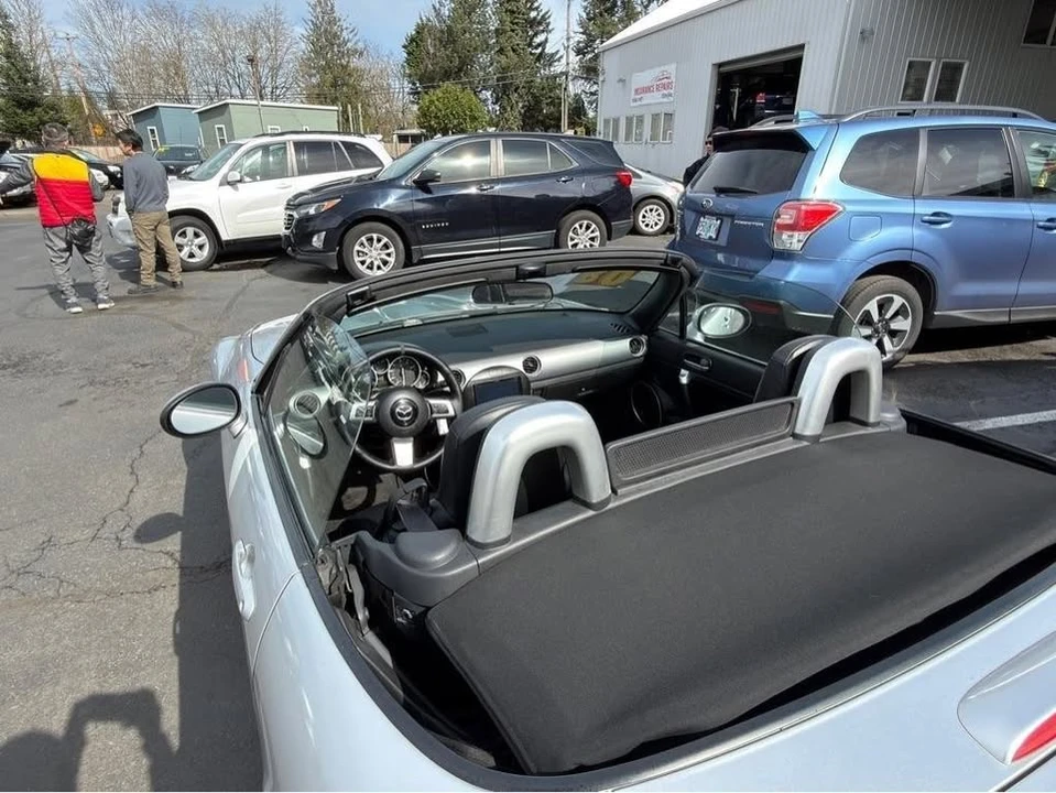 2008 Mazda NC MX-5 Miata - Image 13 of 20