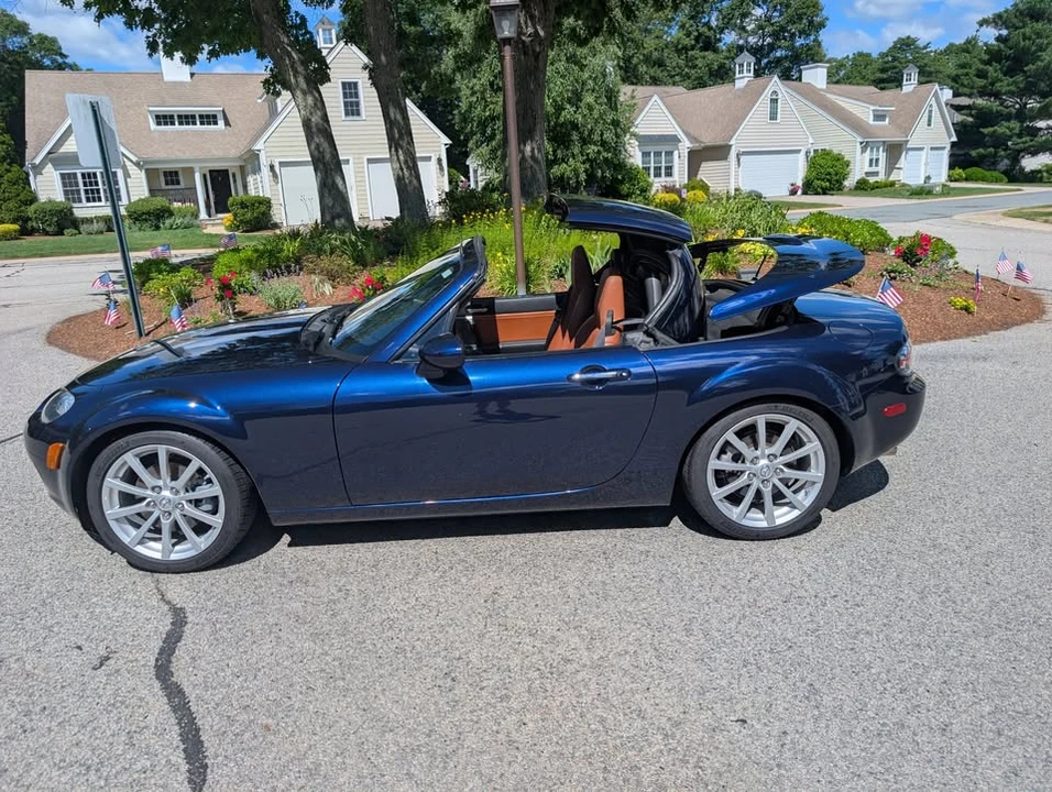 2008 Mazda NC MX-5 Miata - Image 4 of 10