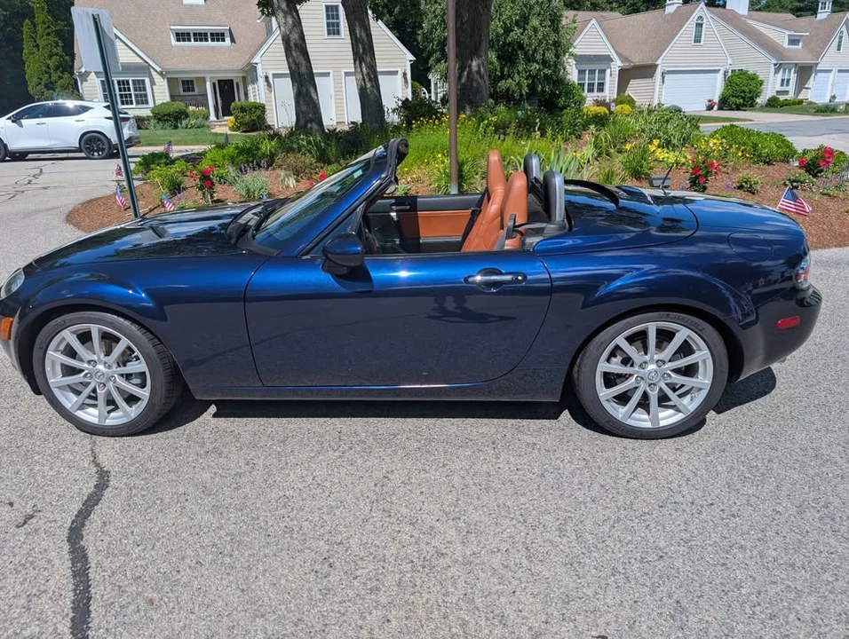 2008 Mazda NC MX-5 Miata - Image 5 of 10