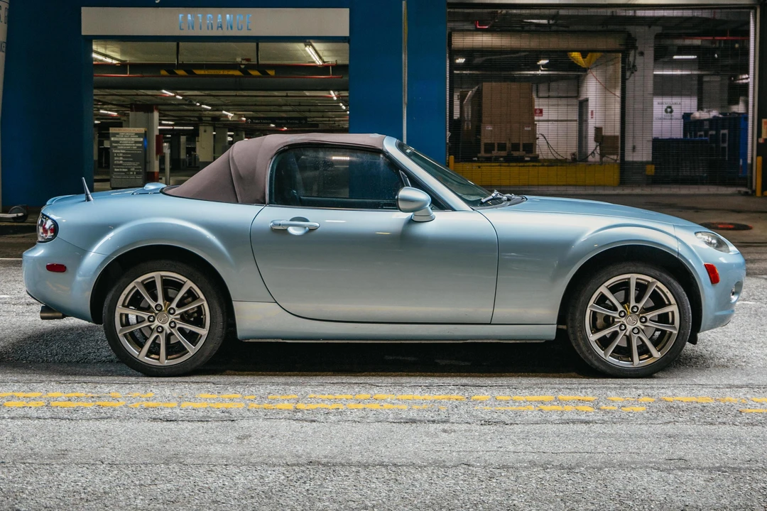 2008 Mazda NC MX-5 Miata - Image 3 of 31