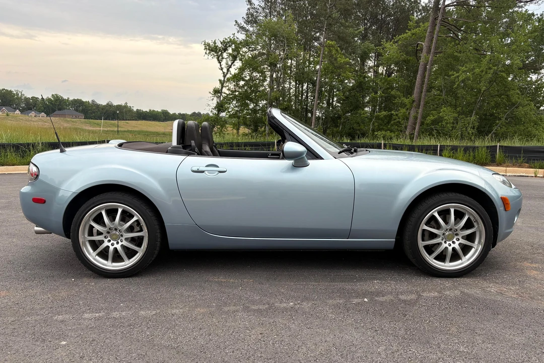 2008 Mazda NC MX-5 Miata - Image 3 of 31