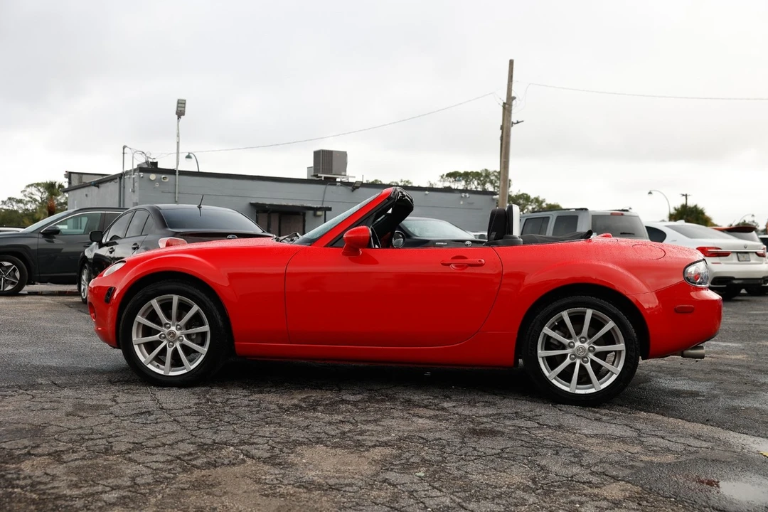 2008 Mazda NC MX-5 Miata - Image 3 of 12