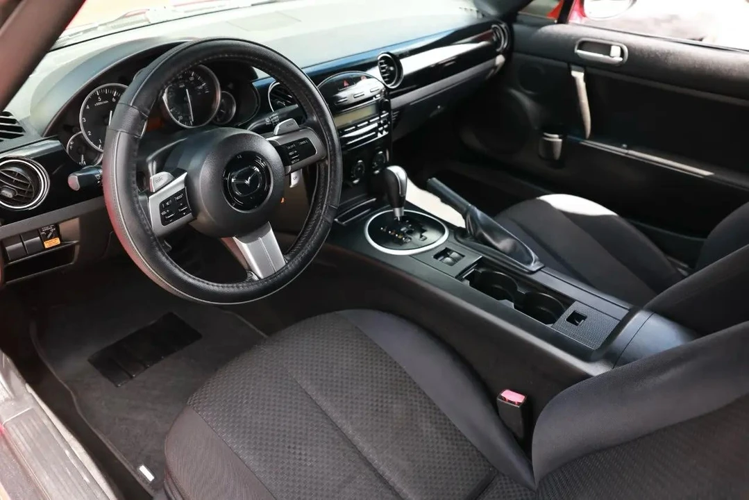 2008 Mazda NC MX-5 Miata - Image 4 of 12