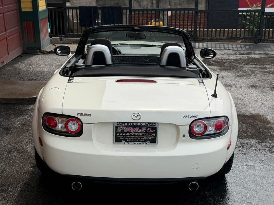 2008 Mazda NC MX-5 Miata - Image 17 of 31