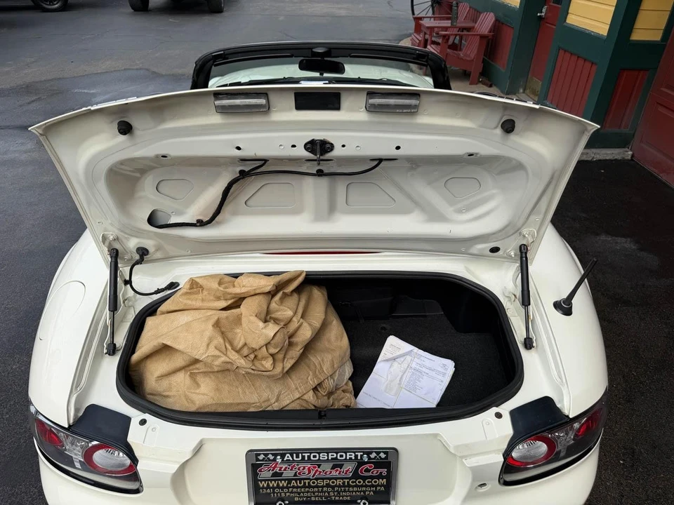2008 Mazda NC MX-5 Miata - Image 26 of 31