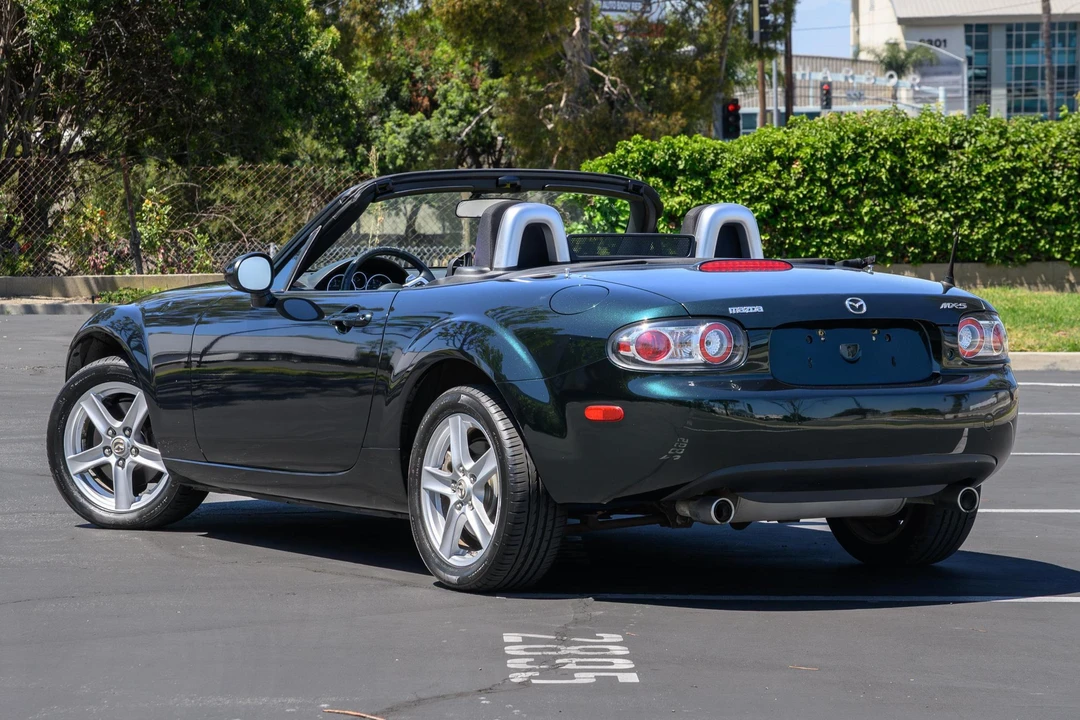 2008 Mazda NC MX-5 Miata - Image 4 of 31