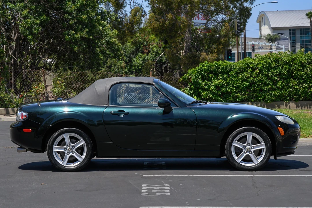 2008 Mazda NC MX-5 Miata - Image 3 of 31