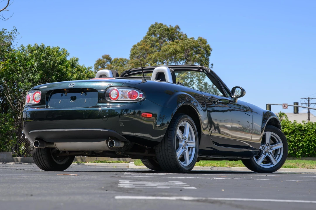 2008 Mazda NC MX-5 Miata - Image 14 of 31
