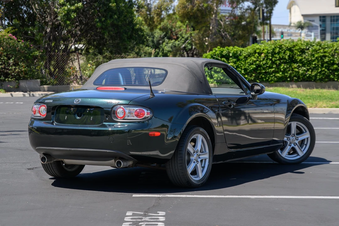 2008 Mazda NC MX-5 Miata - Image 23 of 31