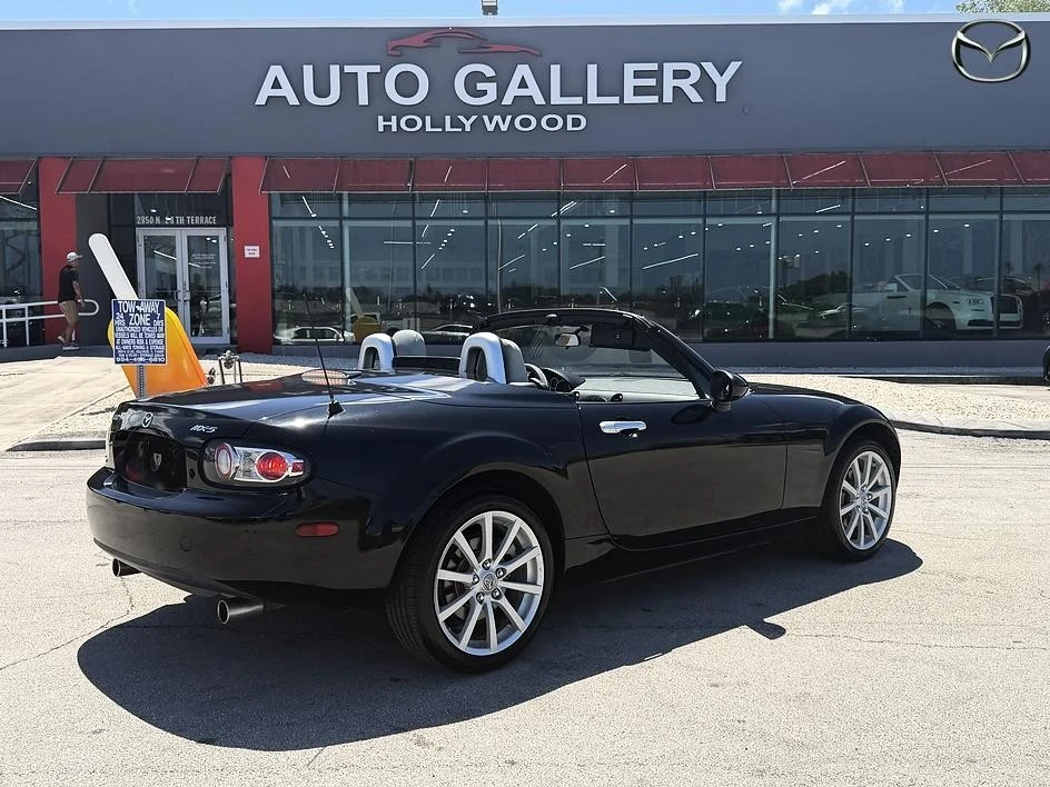 2008 Mazda NC MX-5 Miata - Image 4 of 25