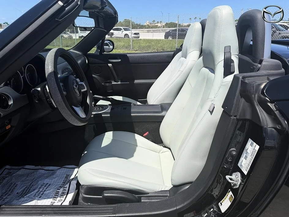 2008 Mazda NC MX-5 Miata - Image 17 of 25
