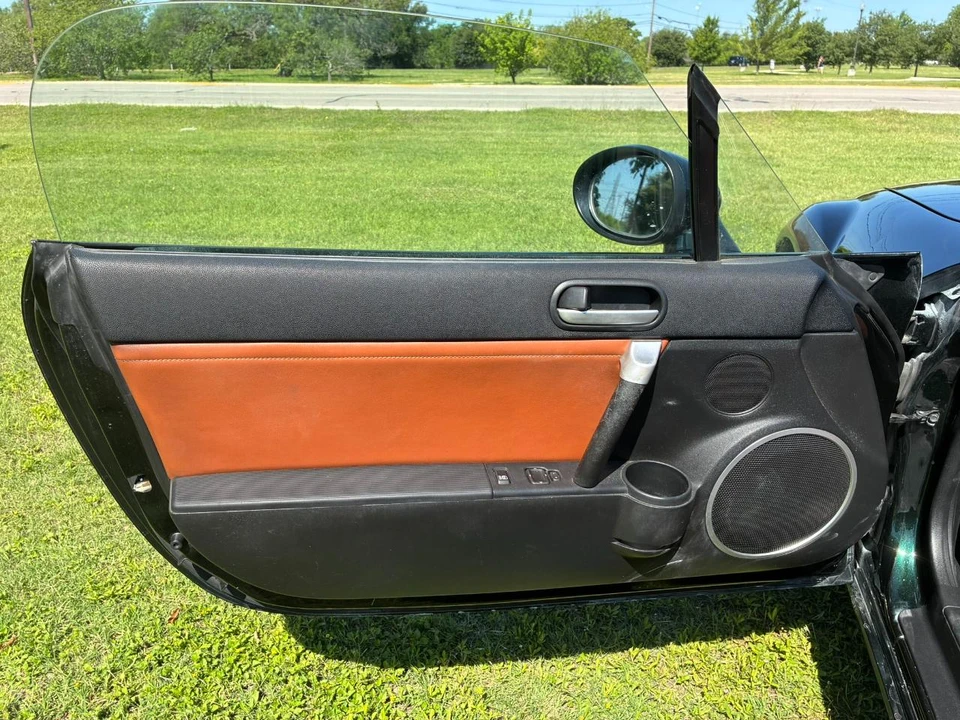 2008 Mazda NC MX-5 Miata - Image 9 of 31